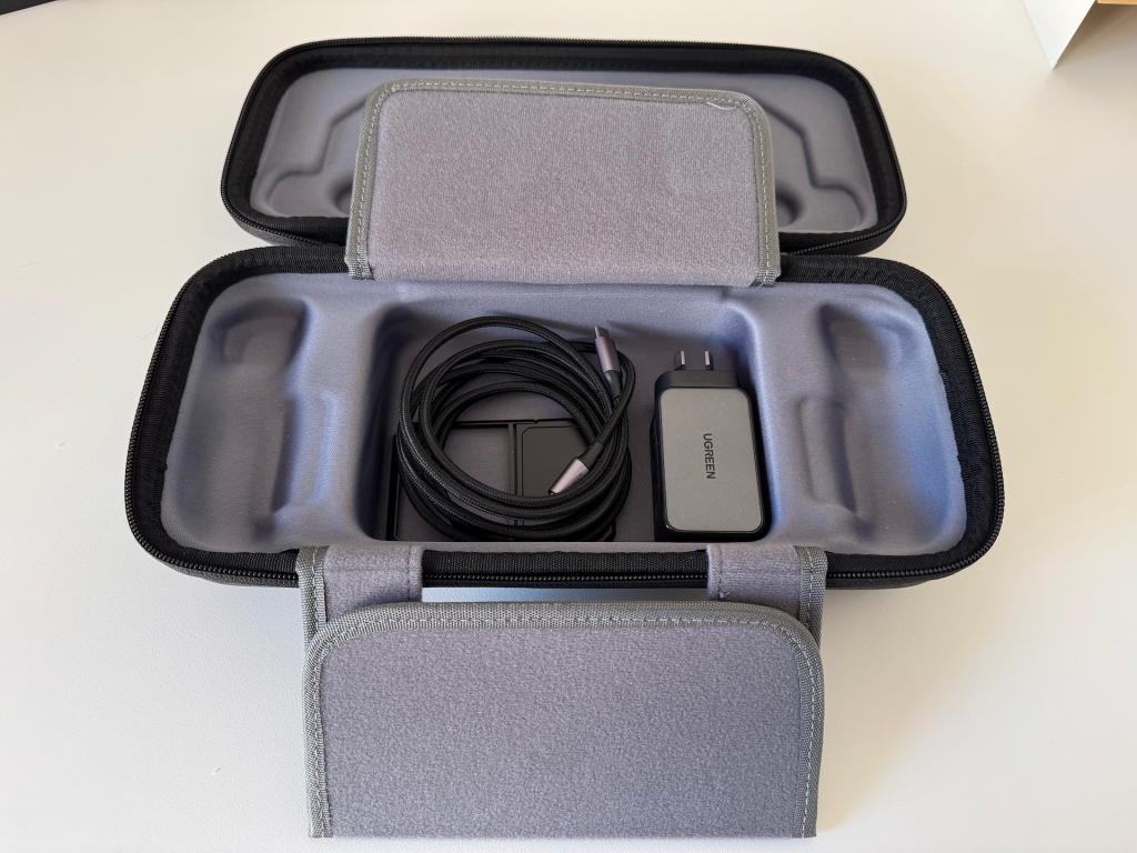 Inside compartment of the JSAUX ModCase